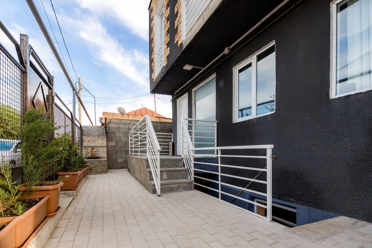 Big Family Guest House Tiflis Exterior foto